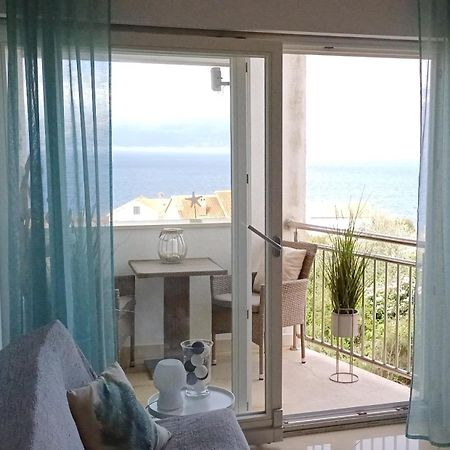 Apartments Klementina Постира Екстериор снимка