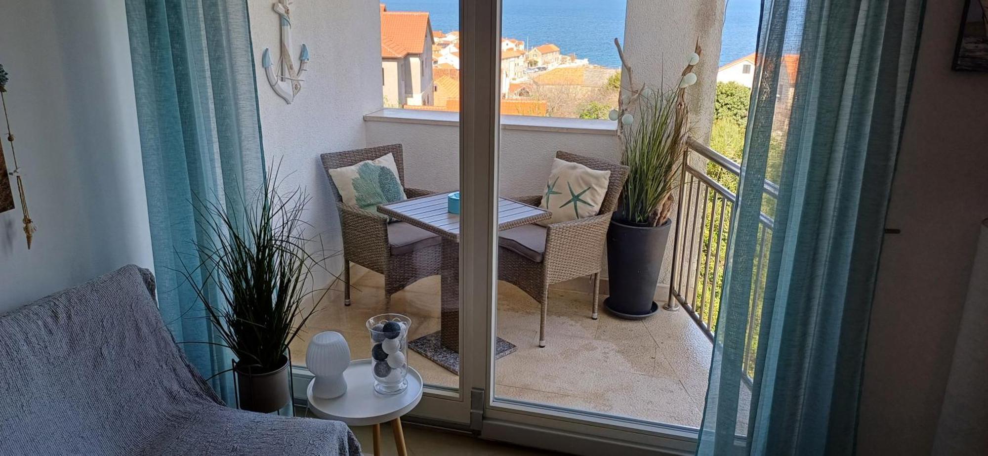 Apartments Klementina Постира Екстериор снимка